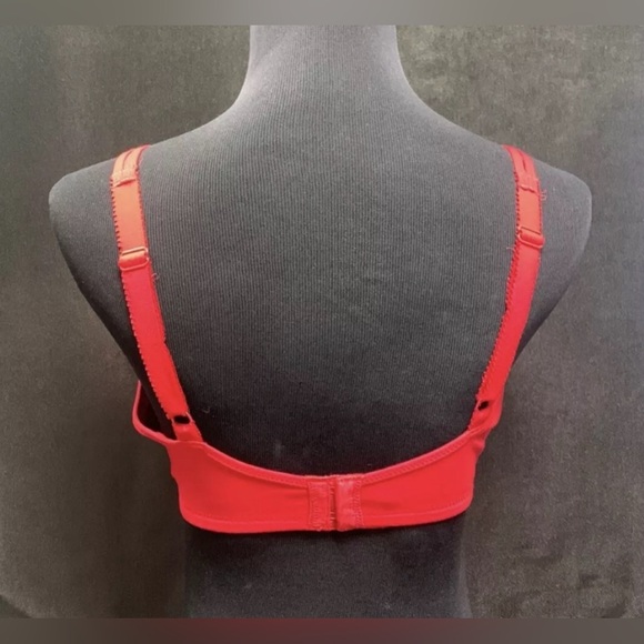 Wacoal Red Bra Size 36D - Picture 5 of 7